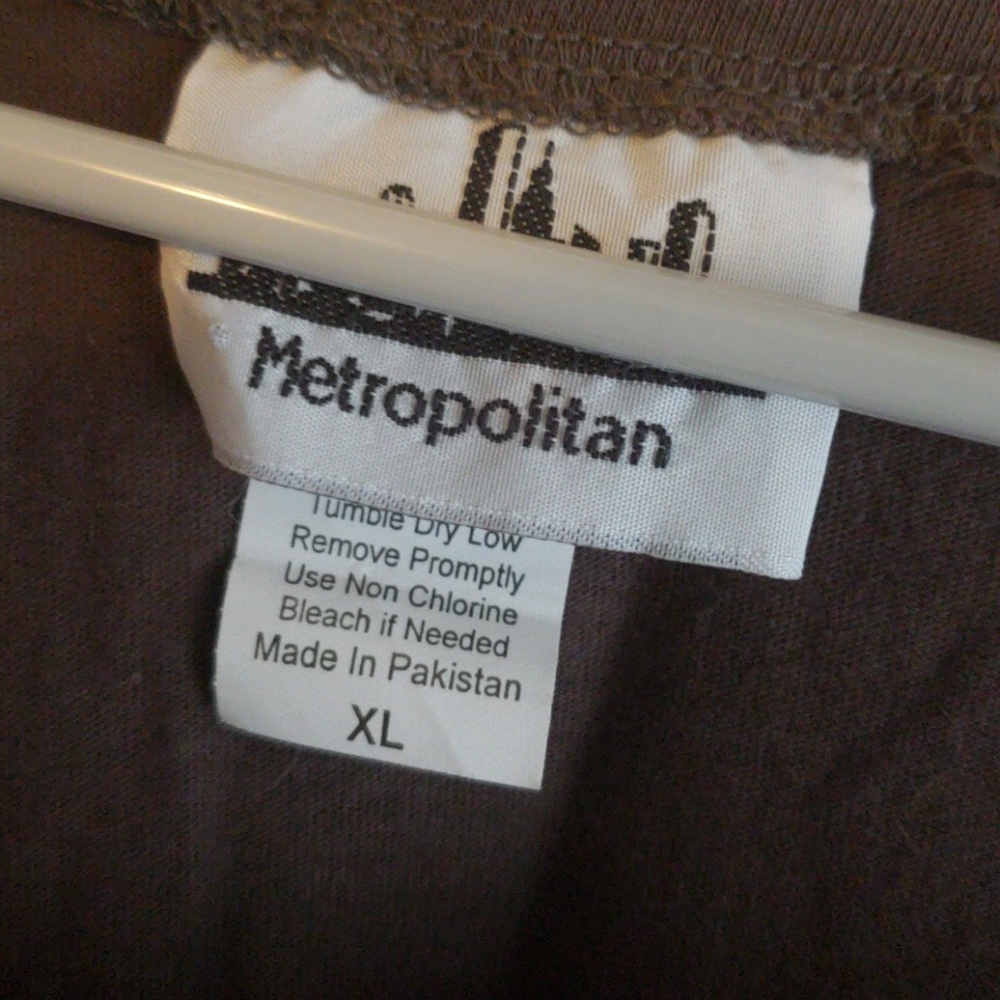 Metropolitan - Picture 2 of 5